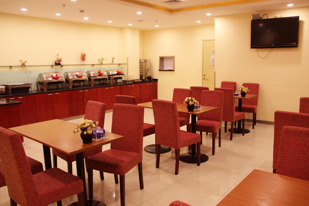 Hanting Hotel Shanghai Qibao Centre Exterior foto